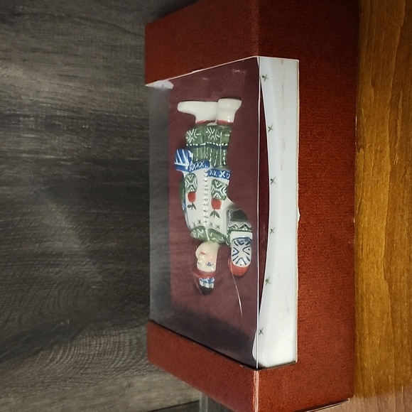 Villeroy & Boch Scandinavian Boy with Apple Vintage Christmas Ornament - Picture 6 of 8